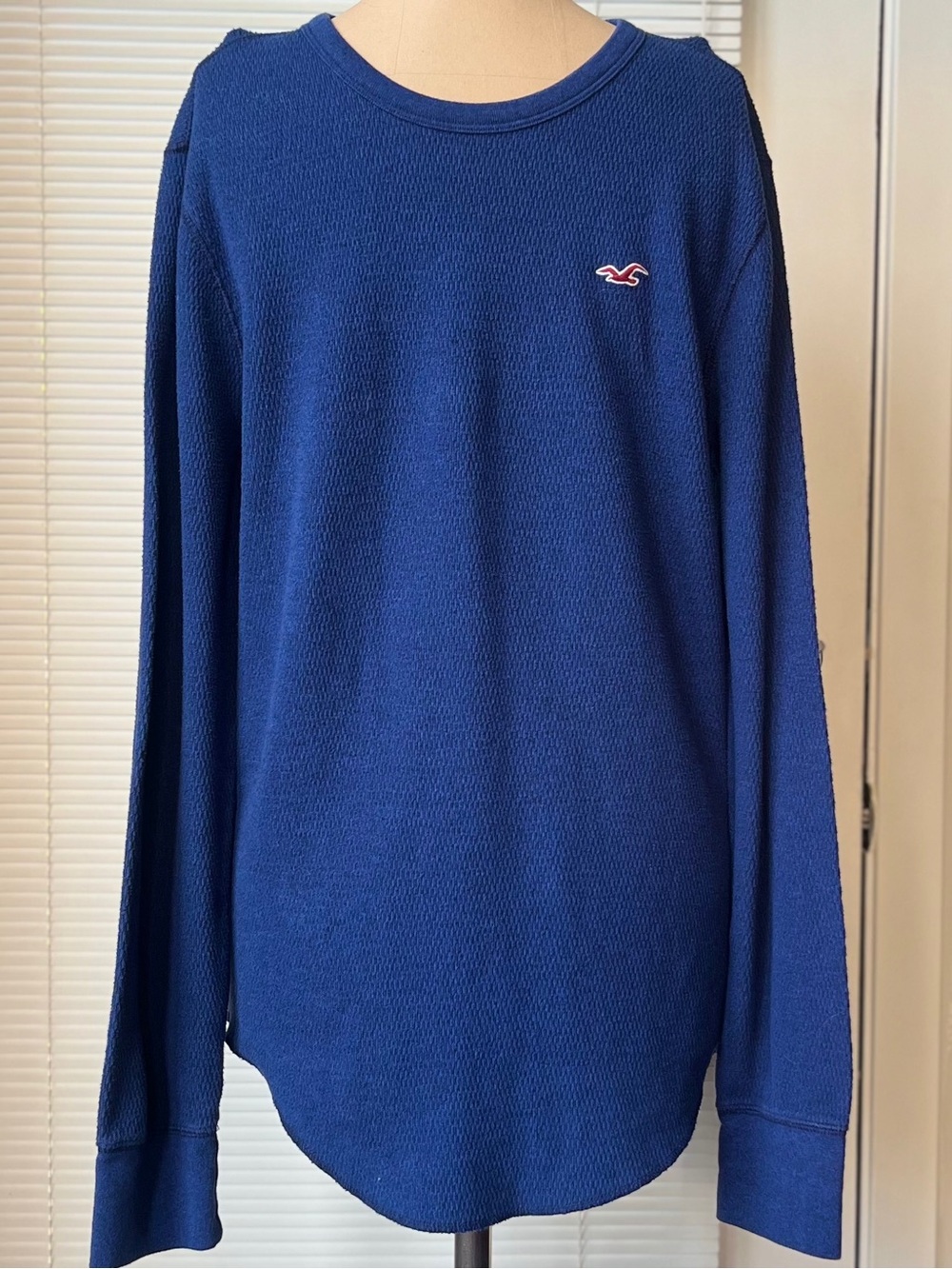Hollister Men’s Royal Blue Crewneck Waffle Knit Sweater